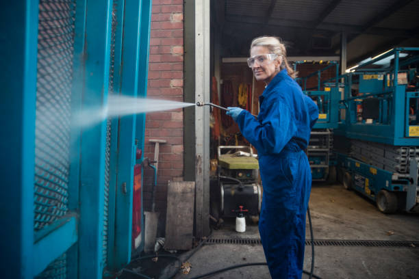 Best Pressure Washing Company Near Me  in Oconomowoc, WI
