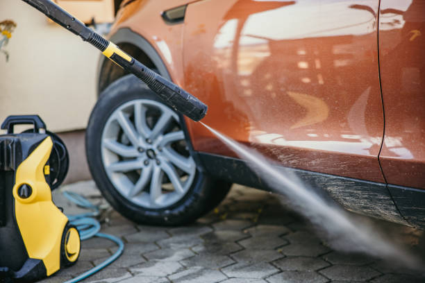 Best Concrete Pressure Washing  in Oconomowoc, WI